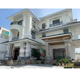 NHÀ EM PHỤC HÓC MÔN